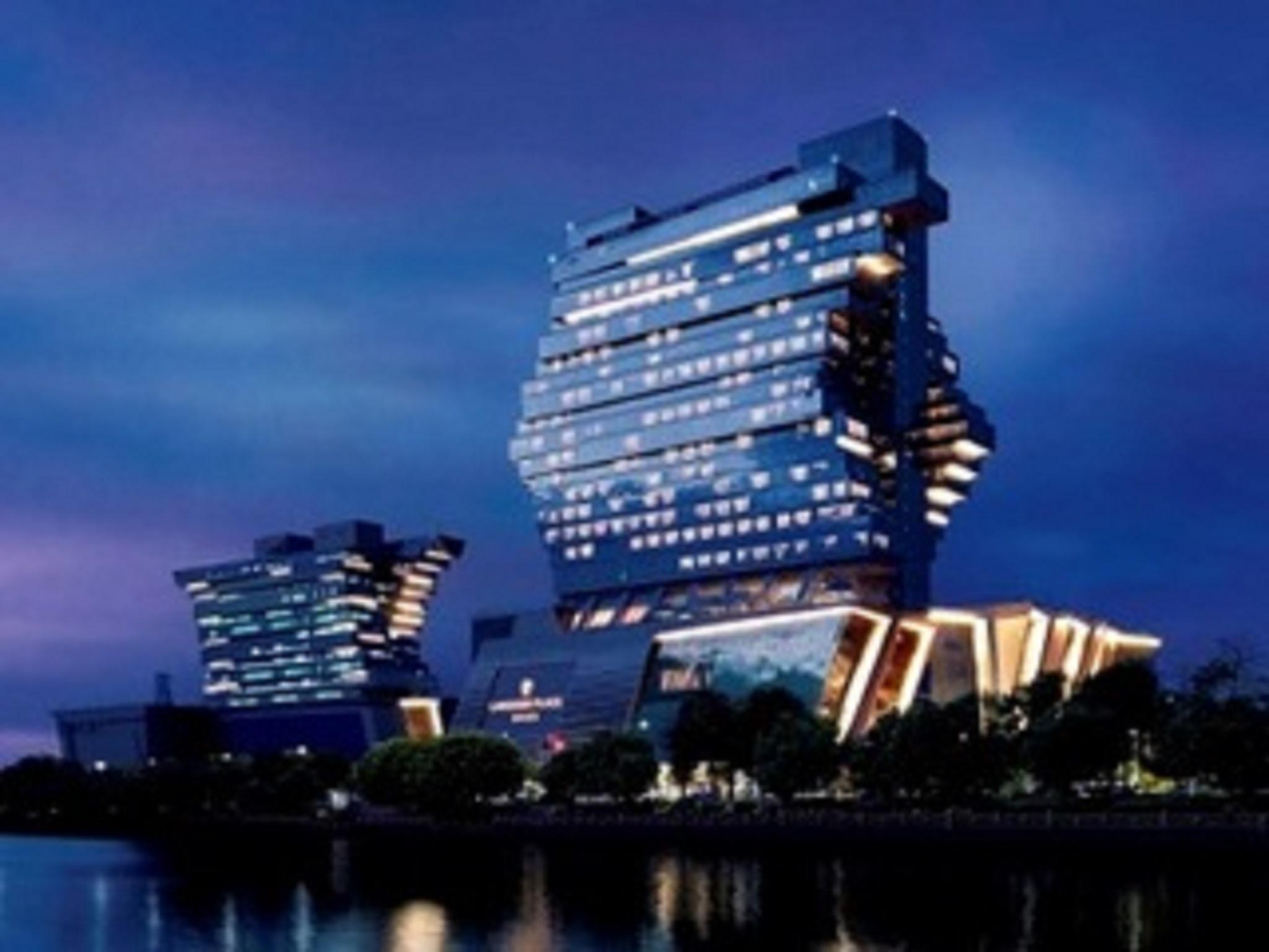 Langham Place Guangzhou - Walking Distance To Canton Fair & Overseas Buyers Registration Service Exterior photo