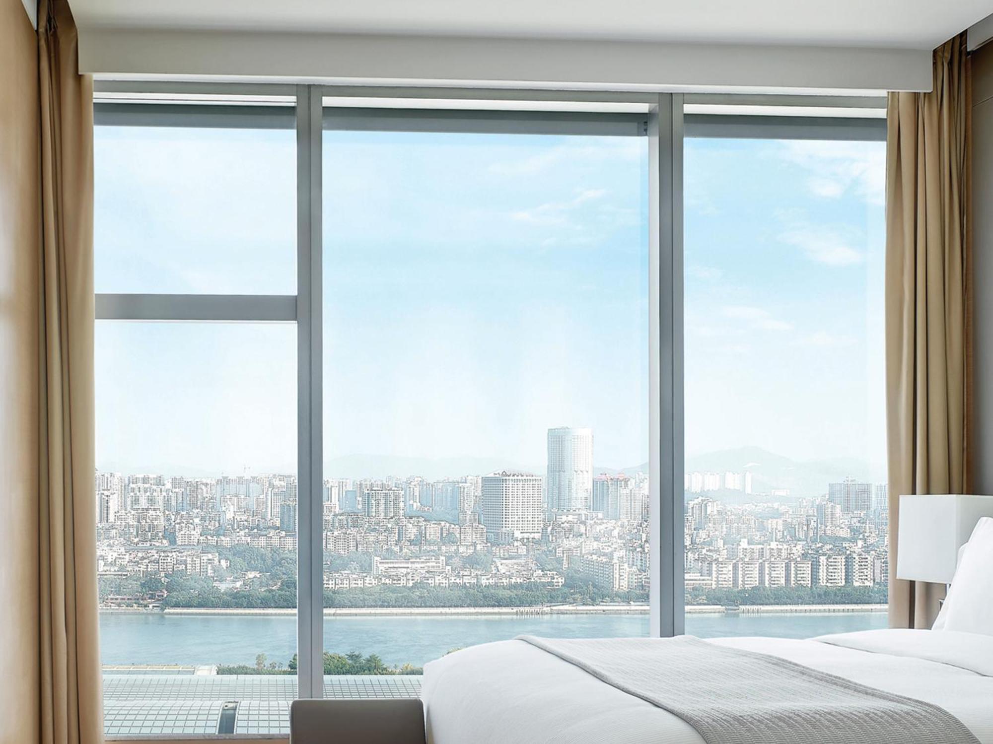 Langham Place Guangzhou - Walking Distance To Canton Fair & Overseas Buyers Registration Service Exterior photo