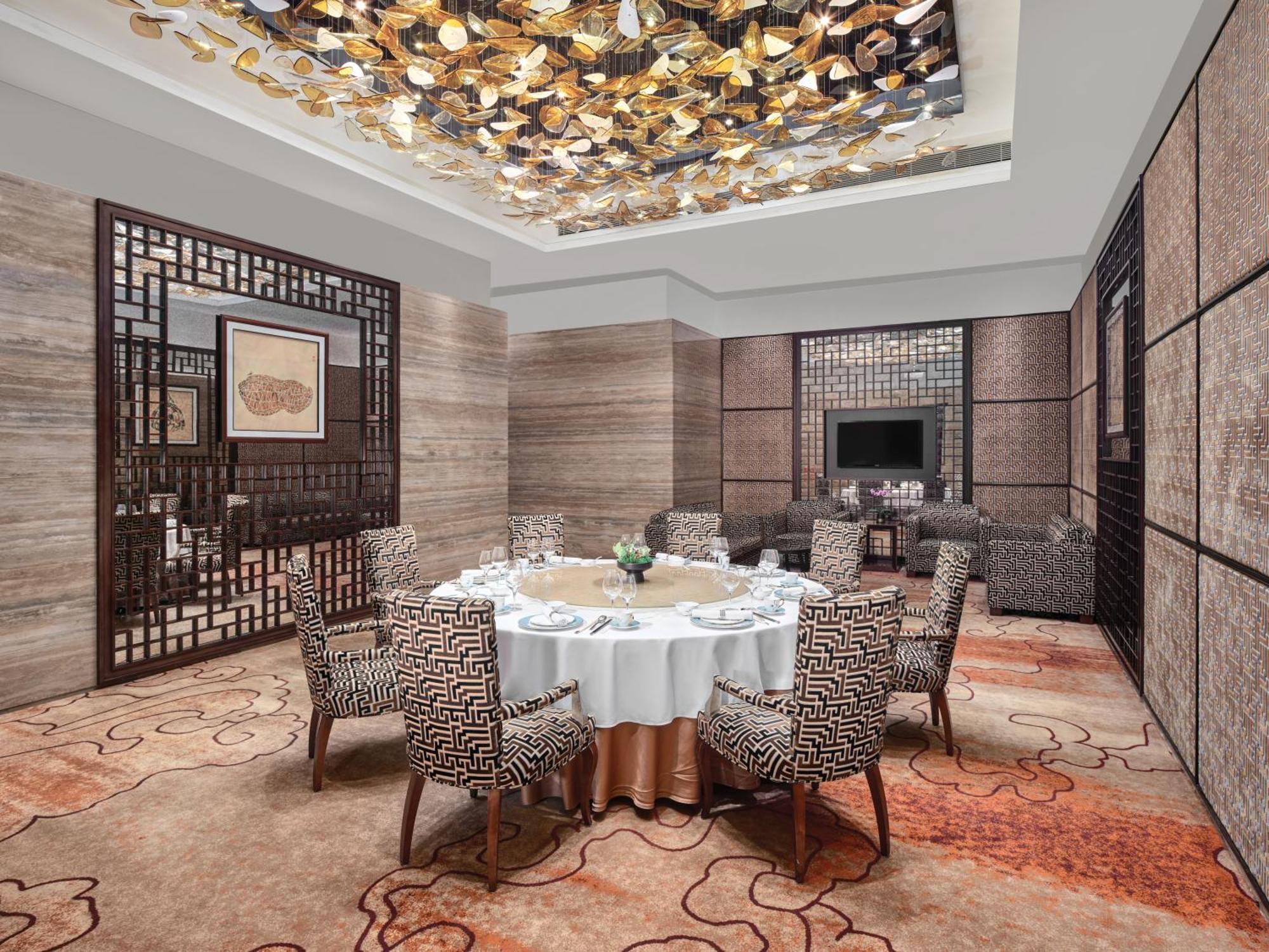 Langham Place Guangzhou - Walking Distance To Canton Fair & Overseas Buyers Registration Service Exterior photo